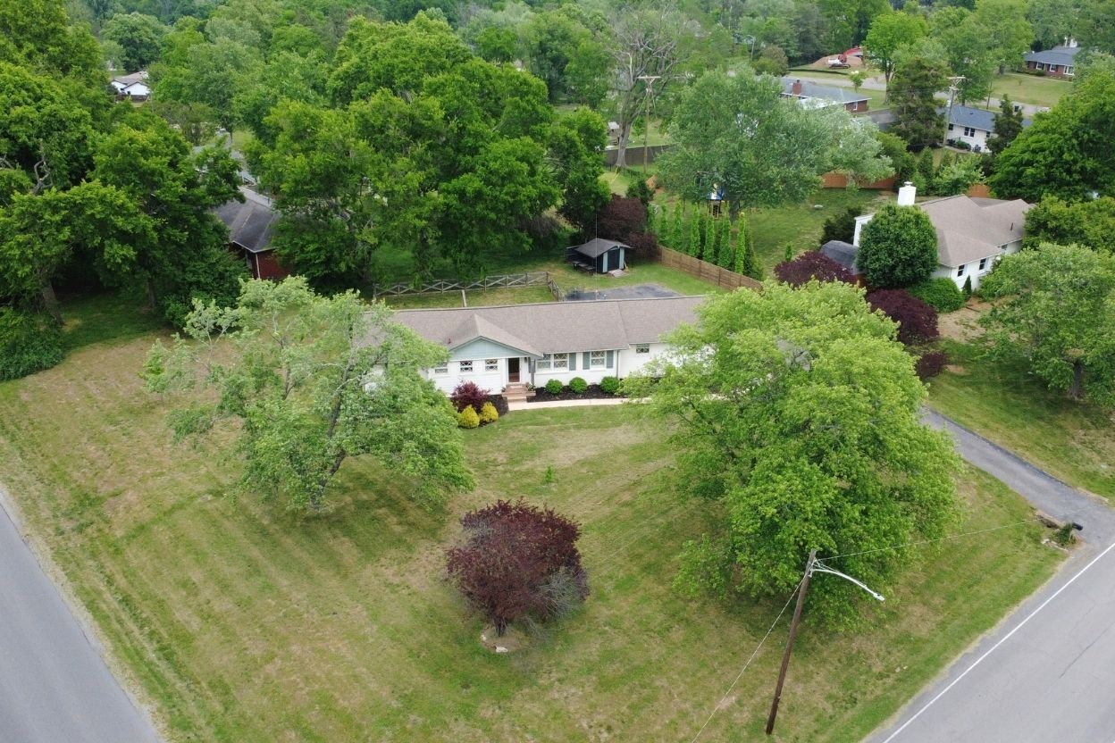 654 Oakley Dr