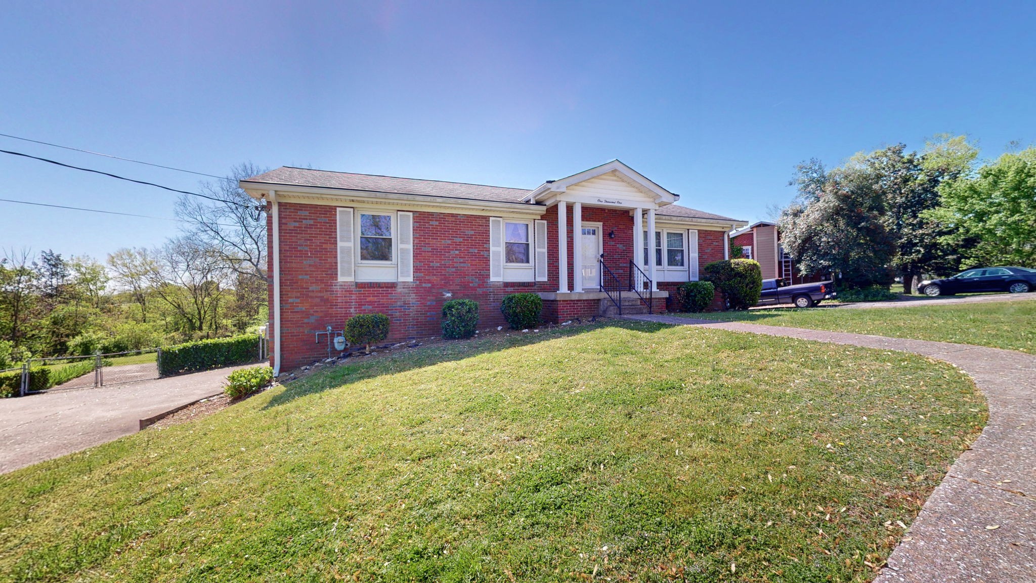 1001 Clearview Dr