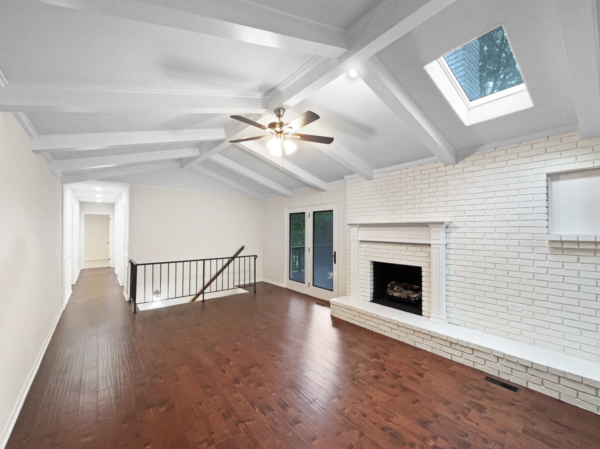 203 Snug Harbor Dr