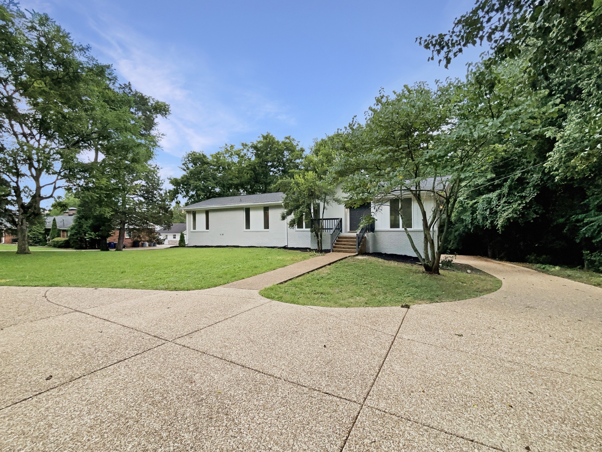 203 Snug Harbor Dr