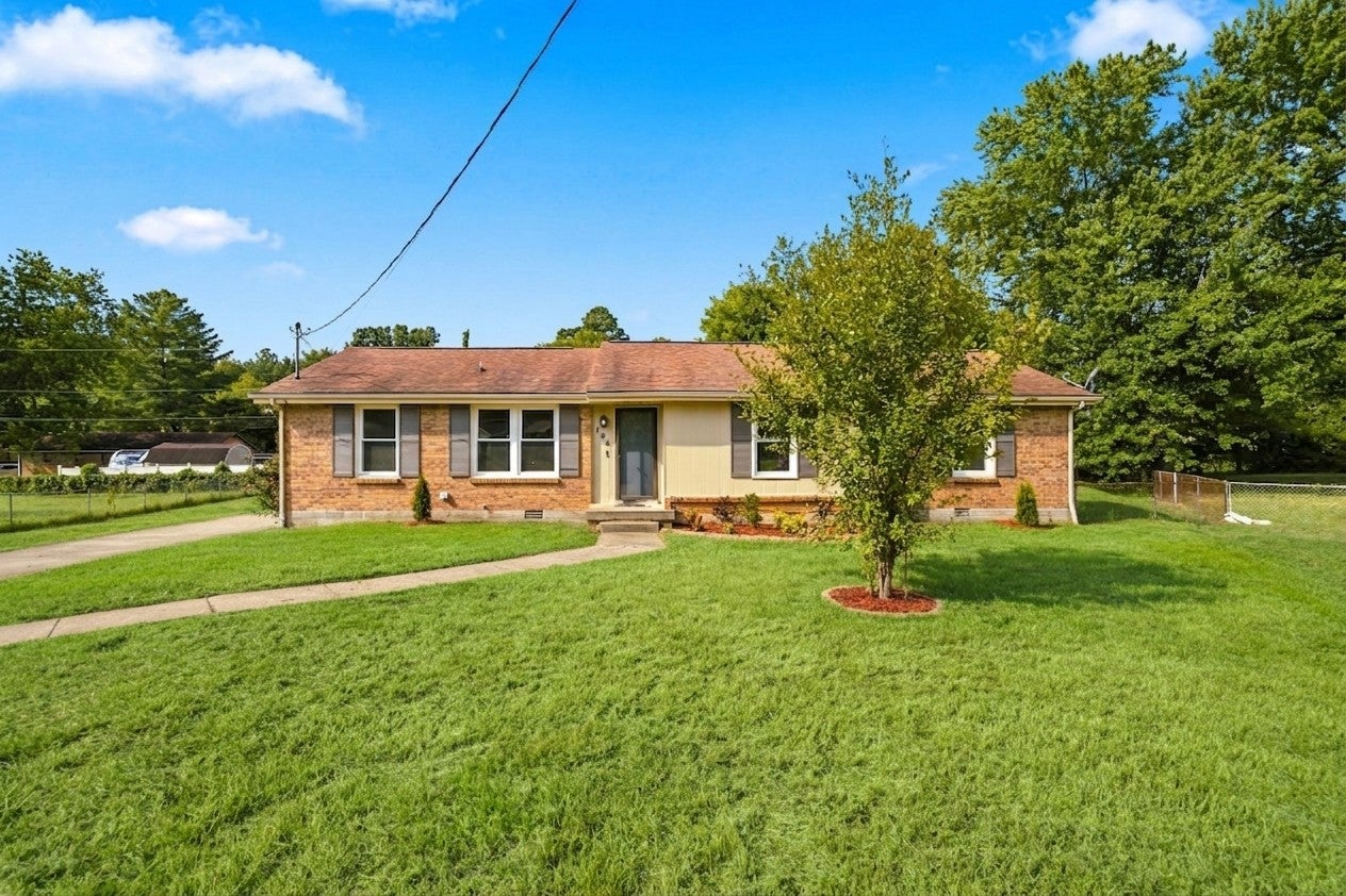 106 Winston Ct