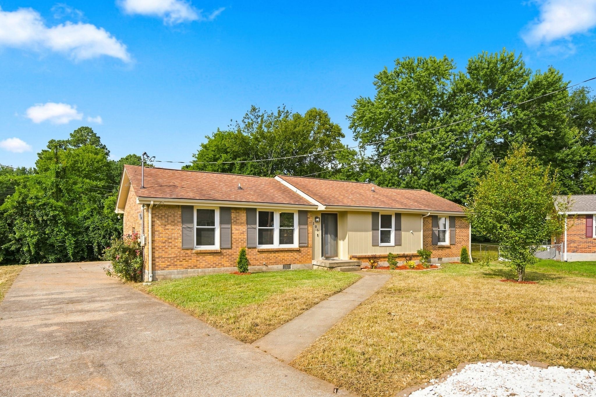 106 Winston Ct