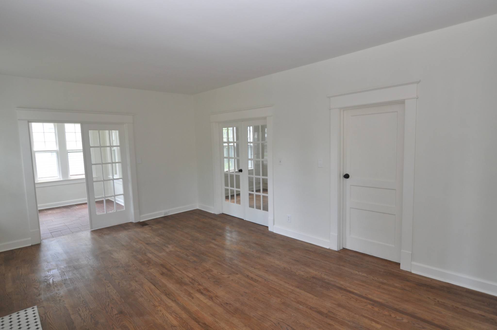 212 1st Ave