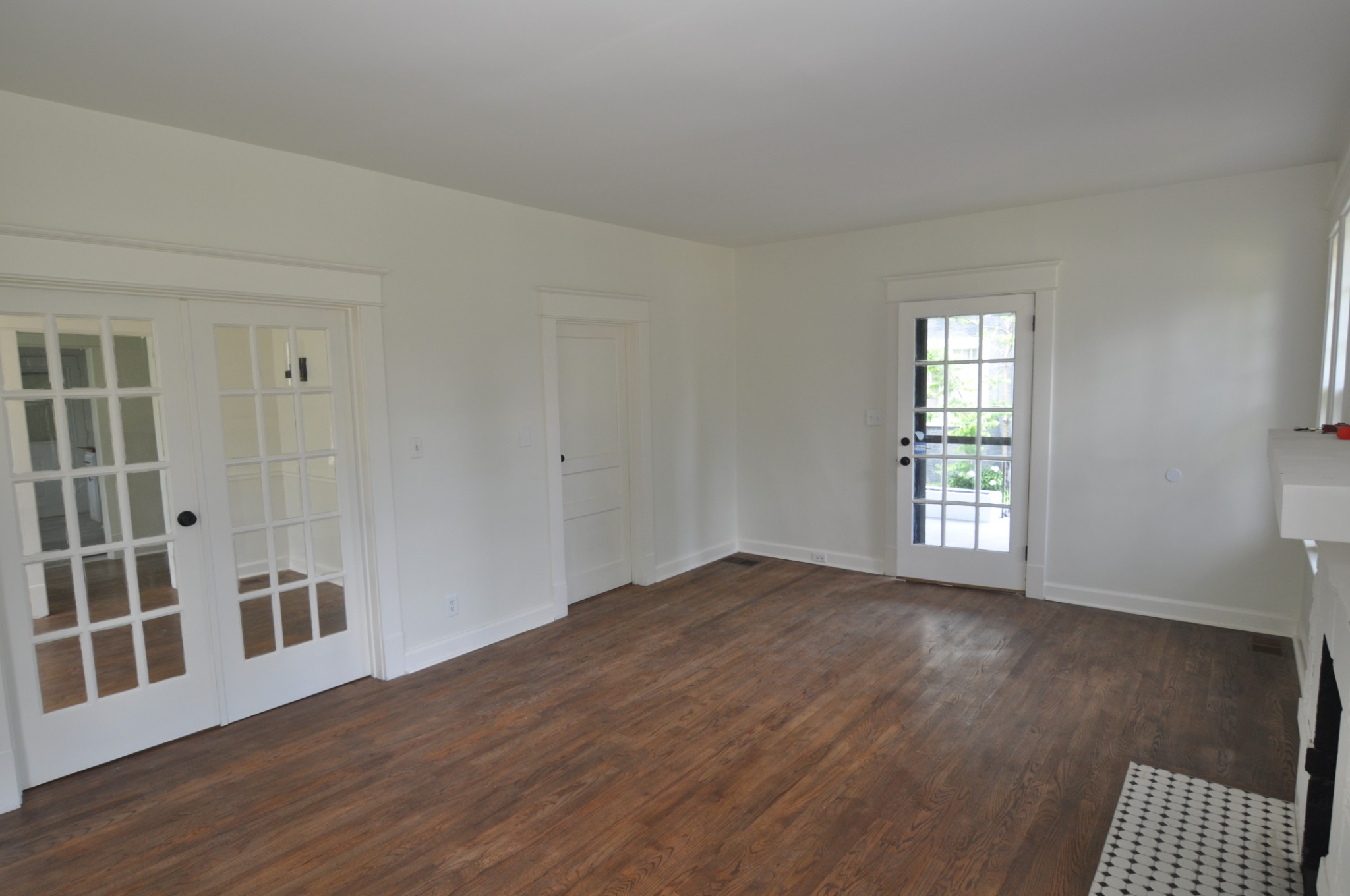212 1st Ave