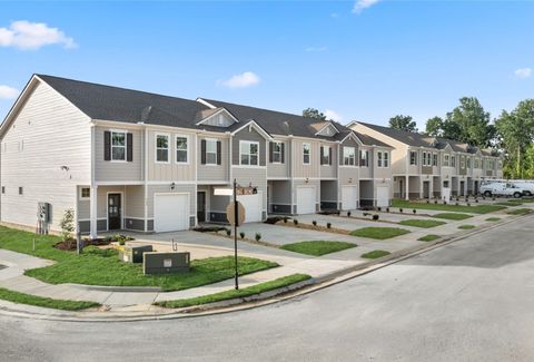 712 Big Bend Ct White House TN 37188