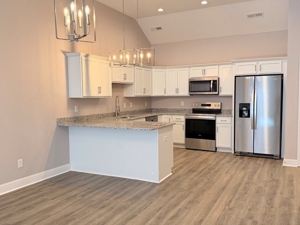 313 Talon Dr