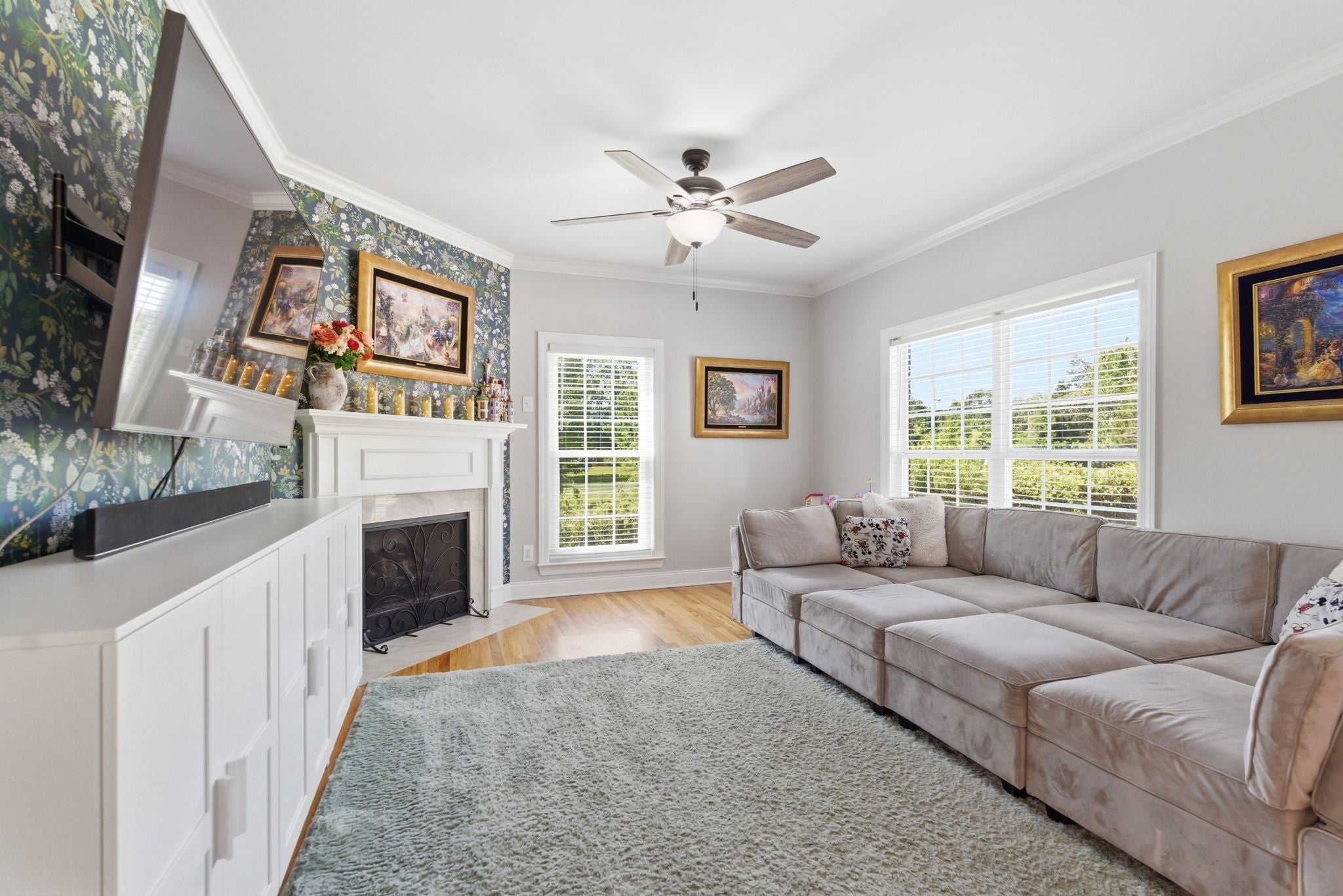 13535 Versailles Rd