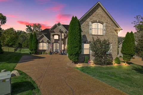 1054 Five Coves Trace Gallatin TN 37066