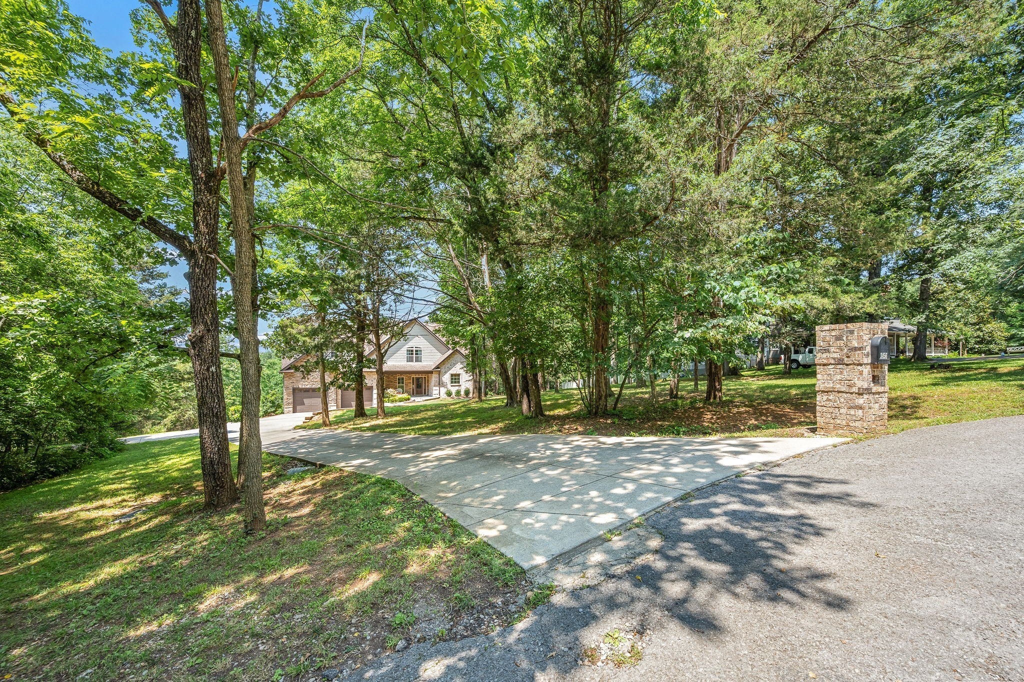 3456 Red Oak Trl