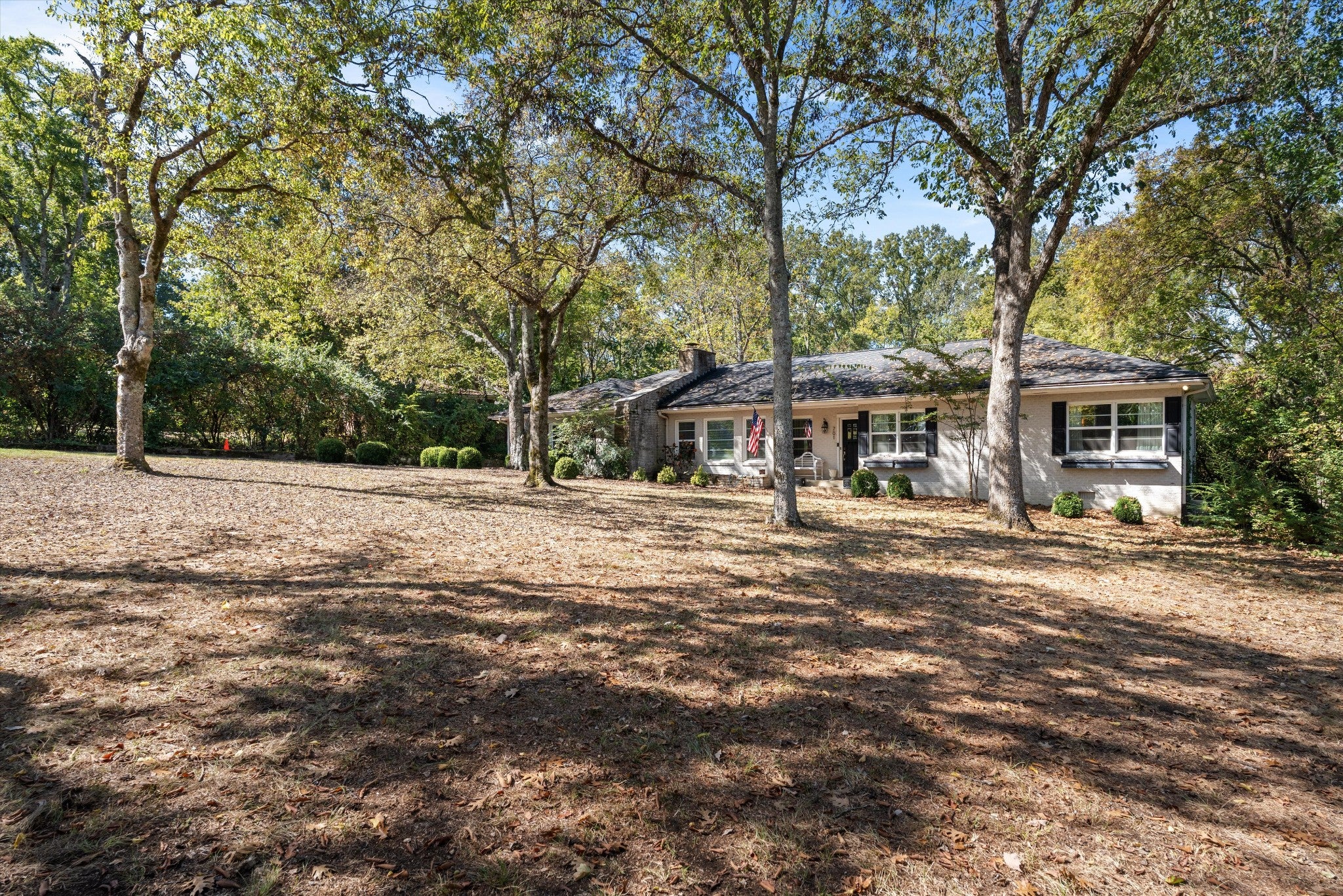 701 Vosswood Dr