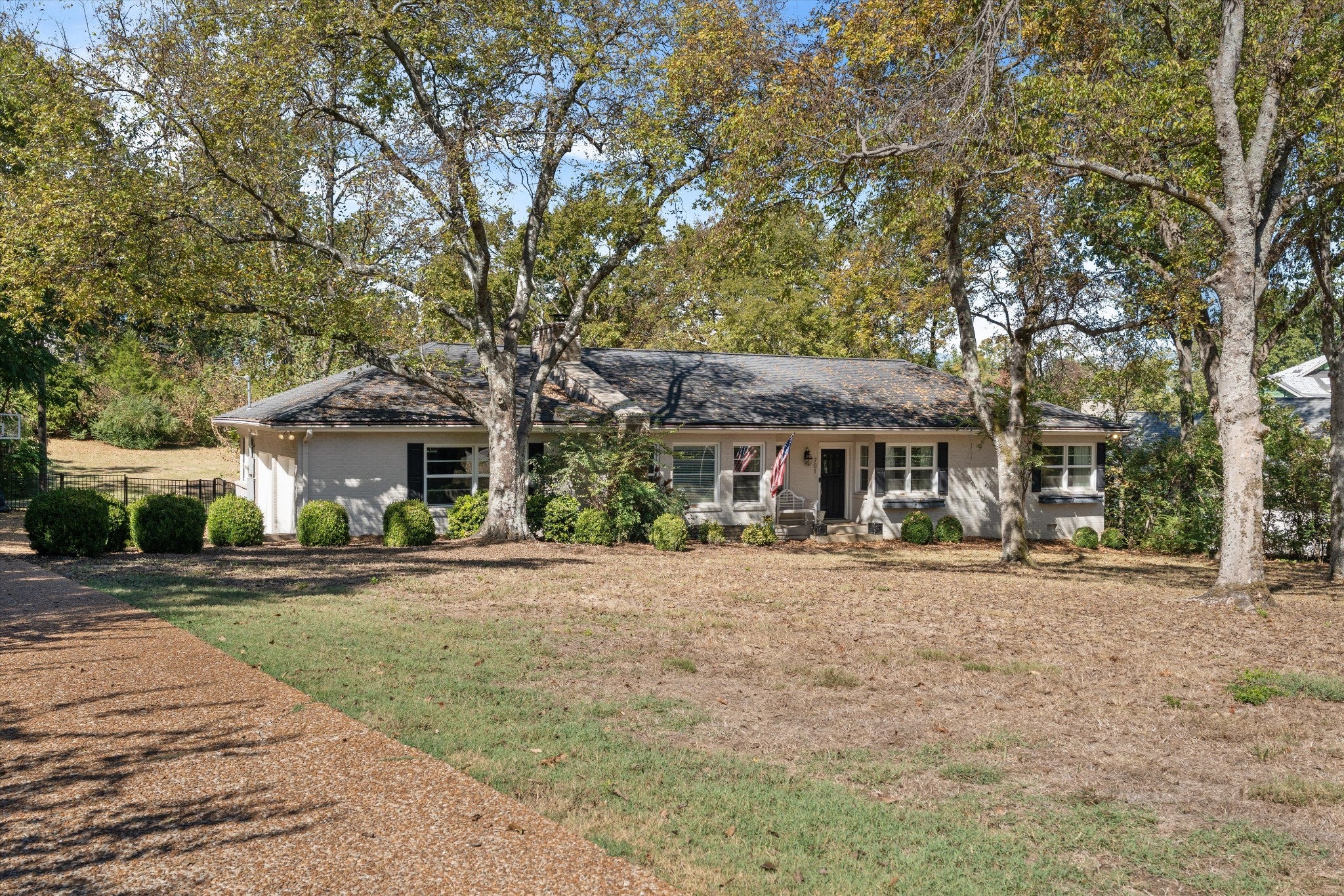701 Vosswood Dr