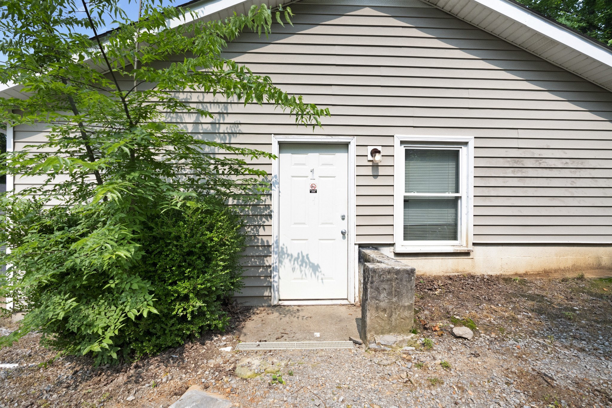 191 Oak St