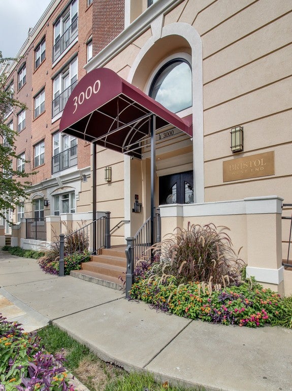 3000 Vanderbilt Pl 431