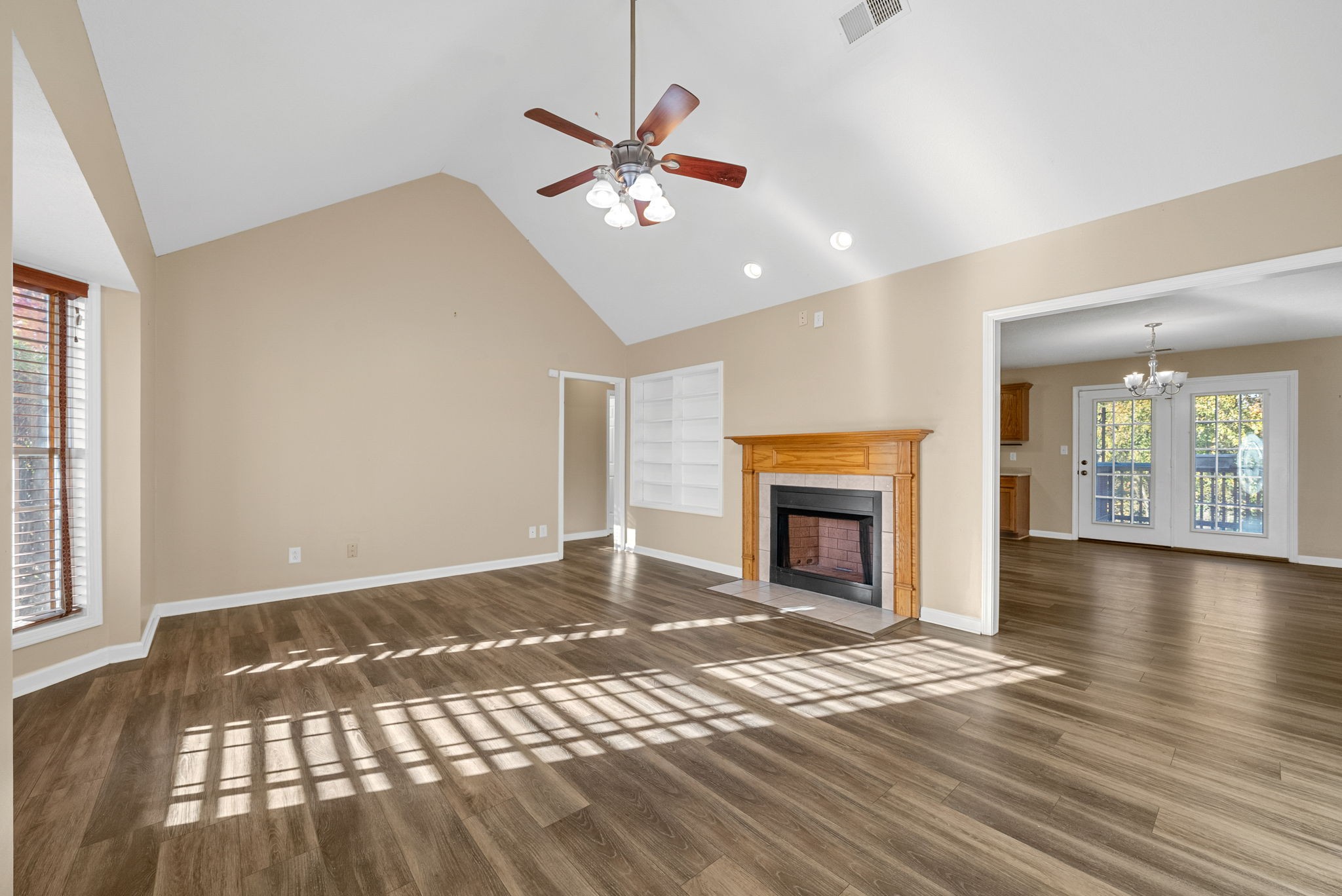 433 Todd Phillips Trl