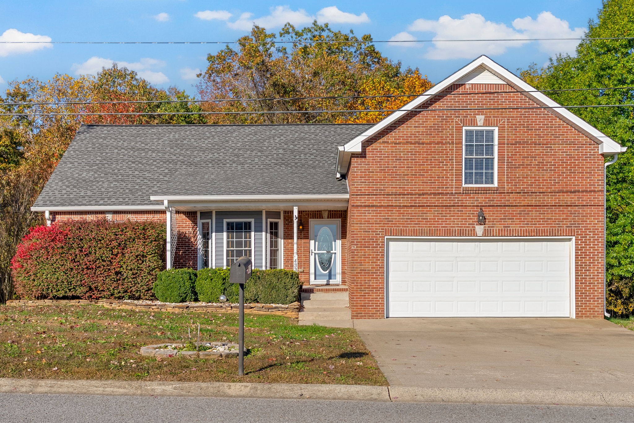 433 Todd Phillips Trl