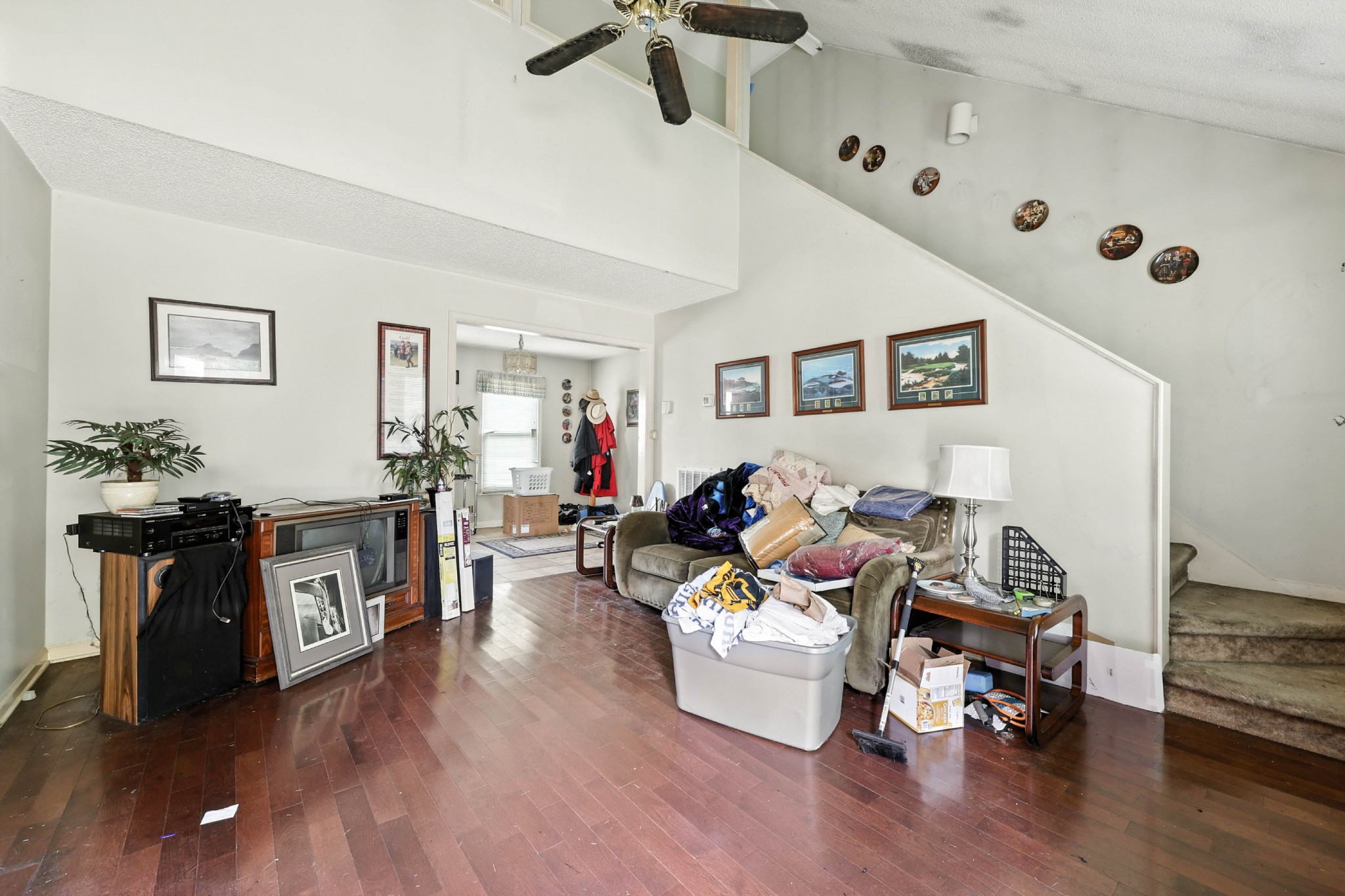 2812 Pam Dr