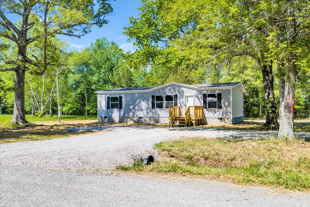 212 Volunteer Avenue