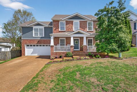 2005 Field Farm Ct Spring Hill TN 37174