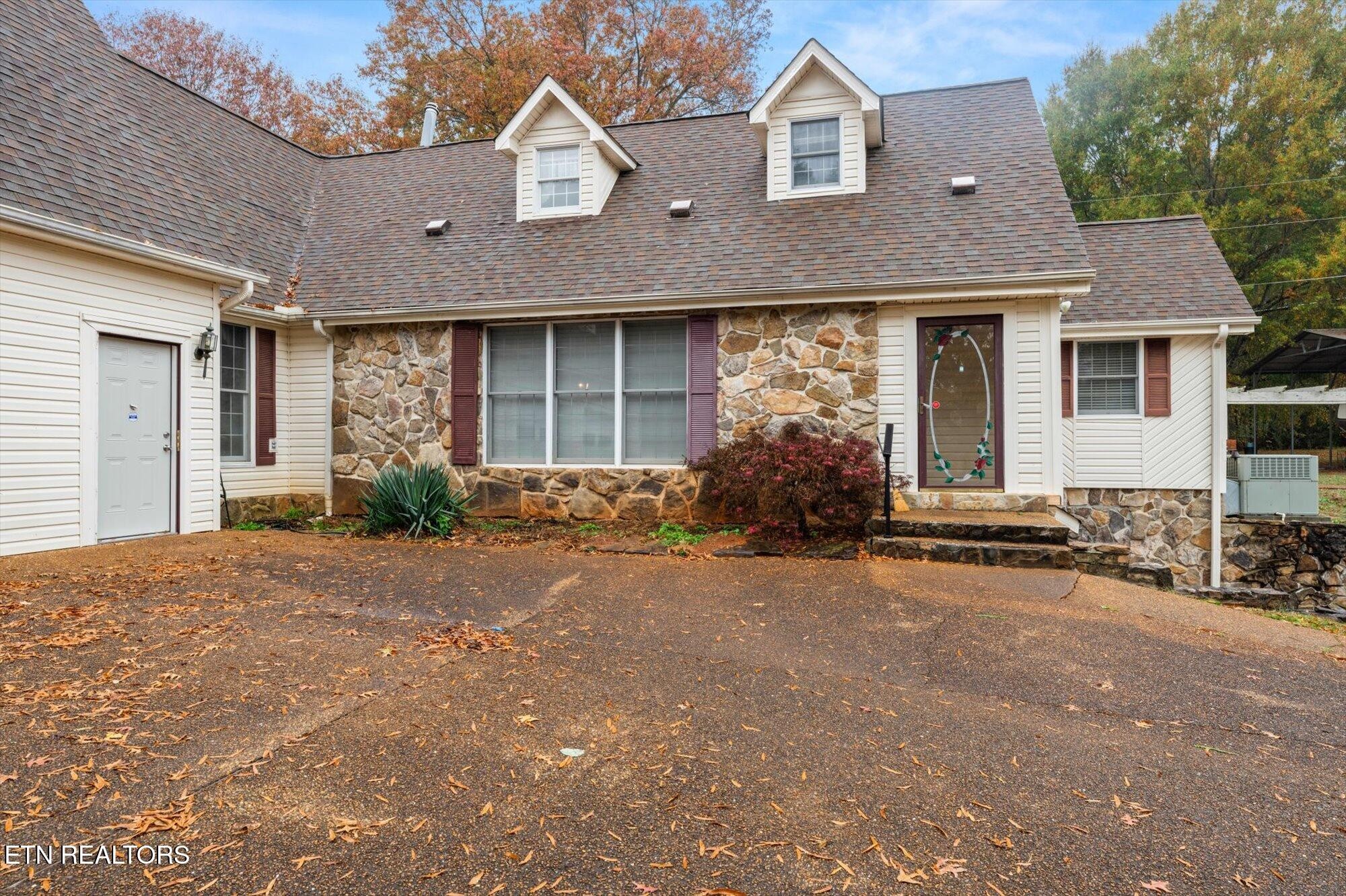 1756 County Road 700