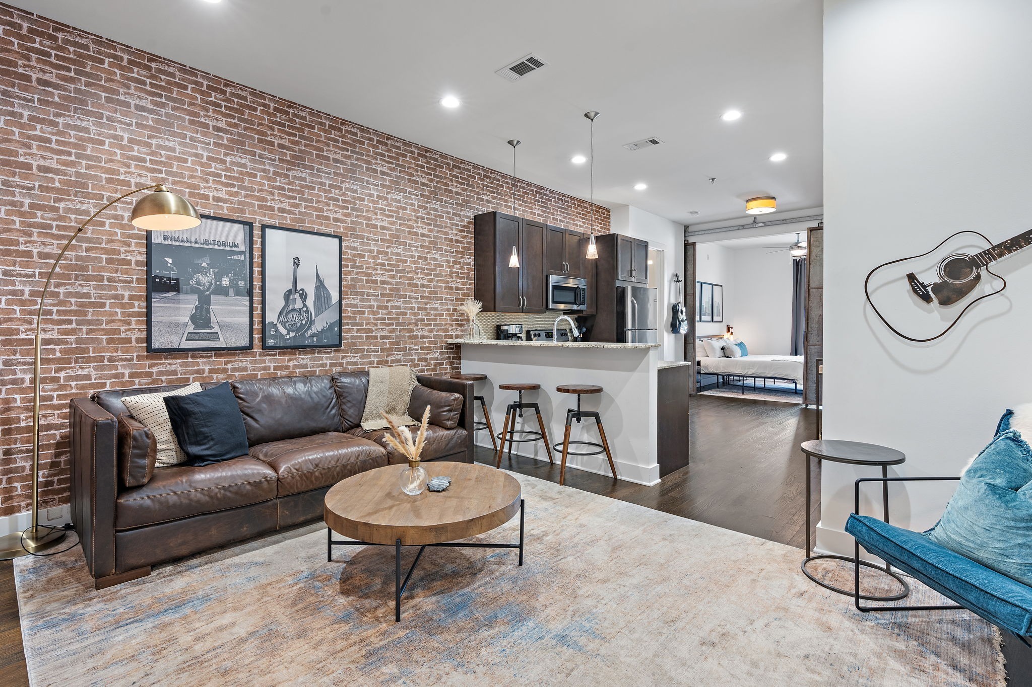 210 30th Ave N 413