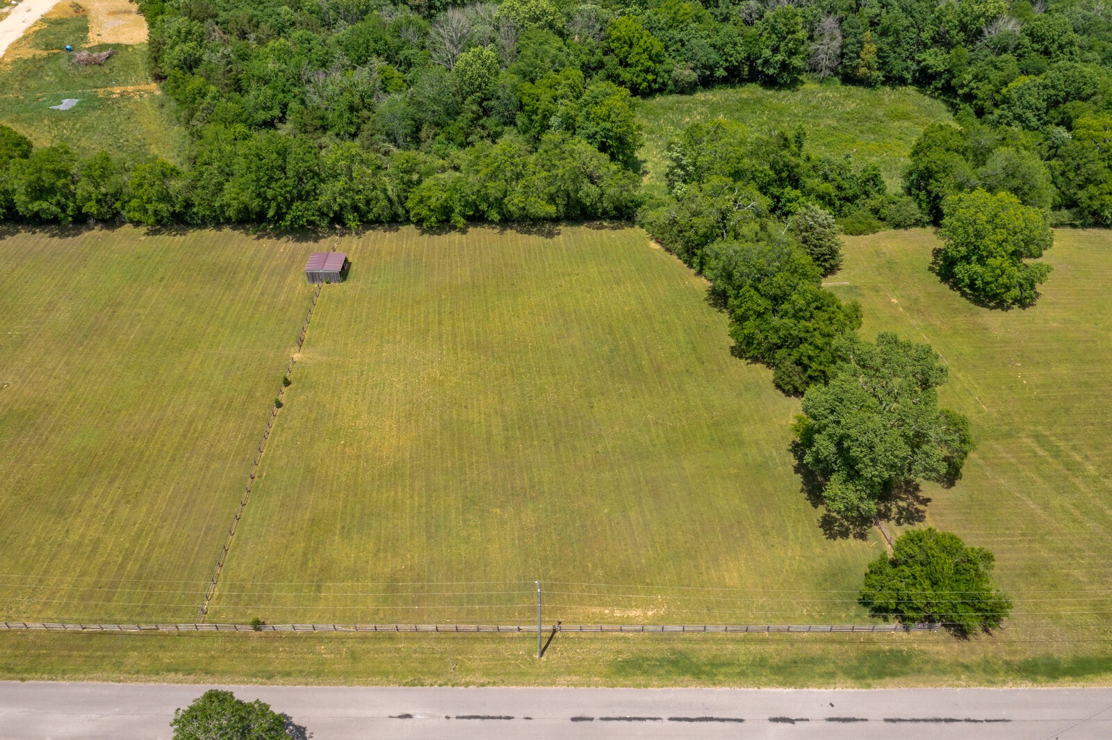 104 Pineywood Acres Dr
