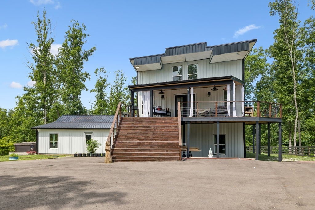 332 Southridge Rd