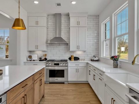 Photo of 111 Honeywine St, Nashville, TN 37206 (MLS # 3155008)