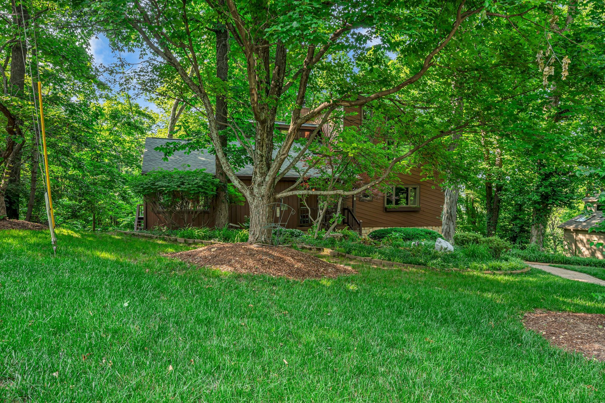 1321 Robert E Lee Ln