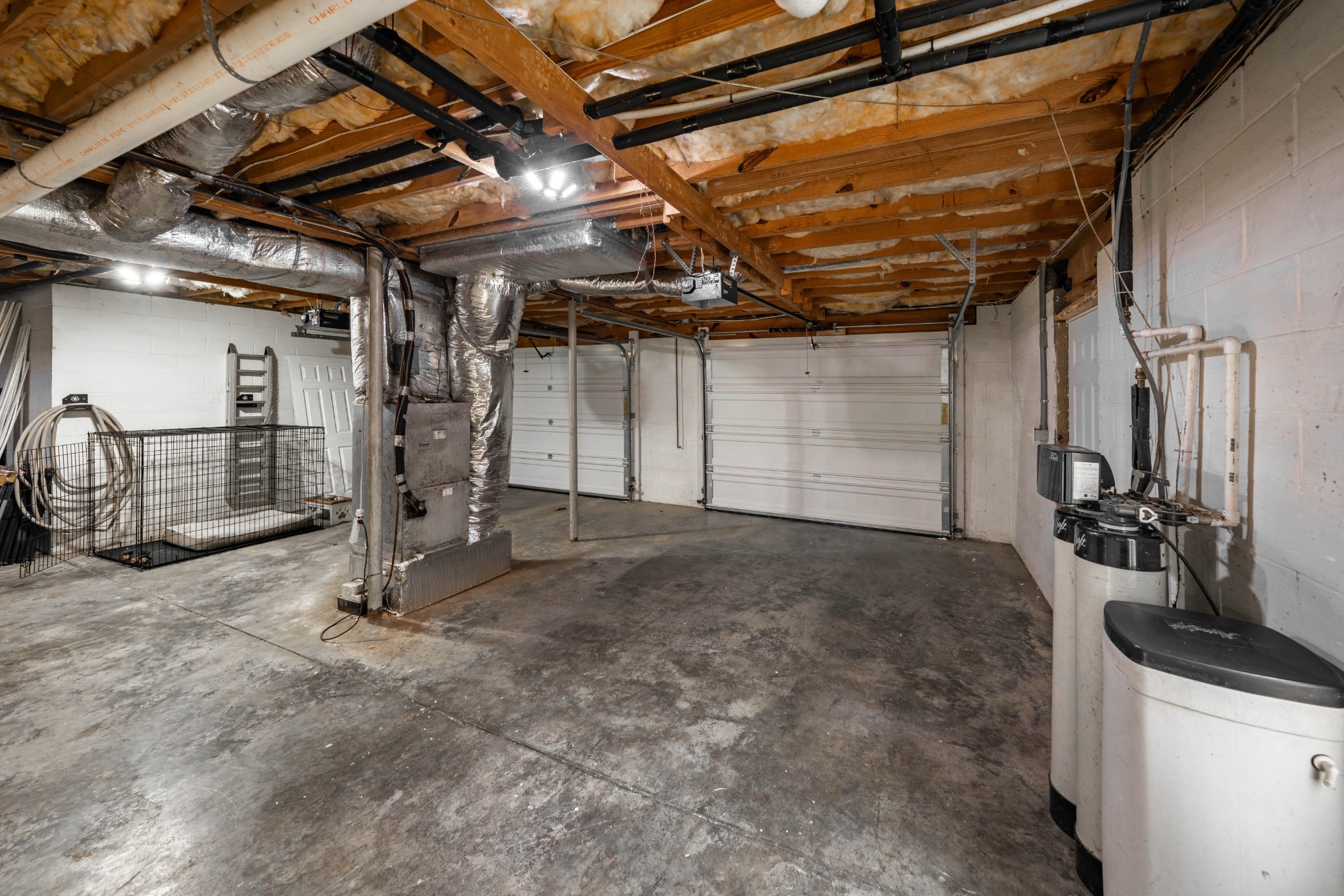 1101 Rustling Oaks Dr