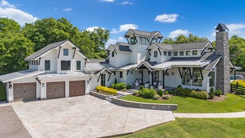1884 W Harpeth Rd Franklin TN 37064