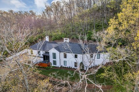 4369 Chickering Ln Nashville TN 37215