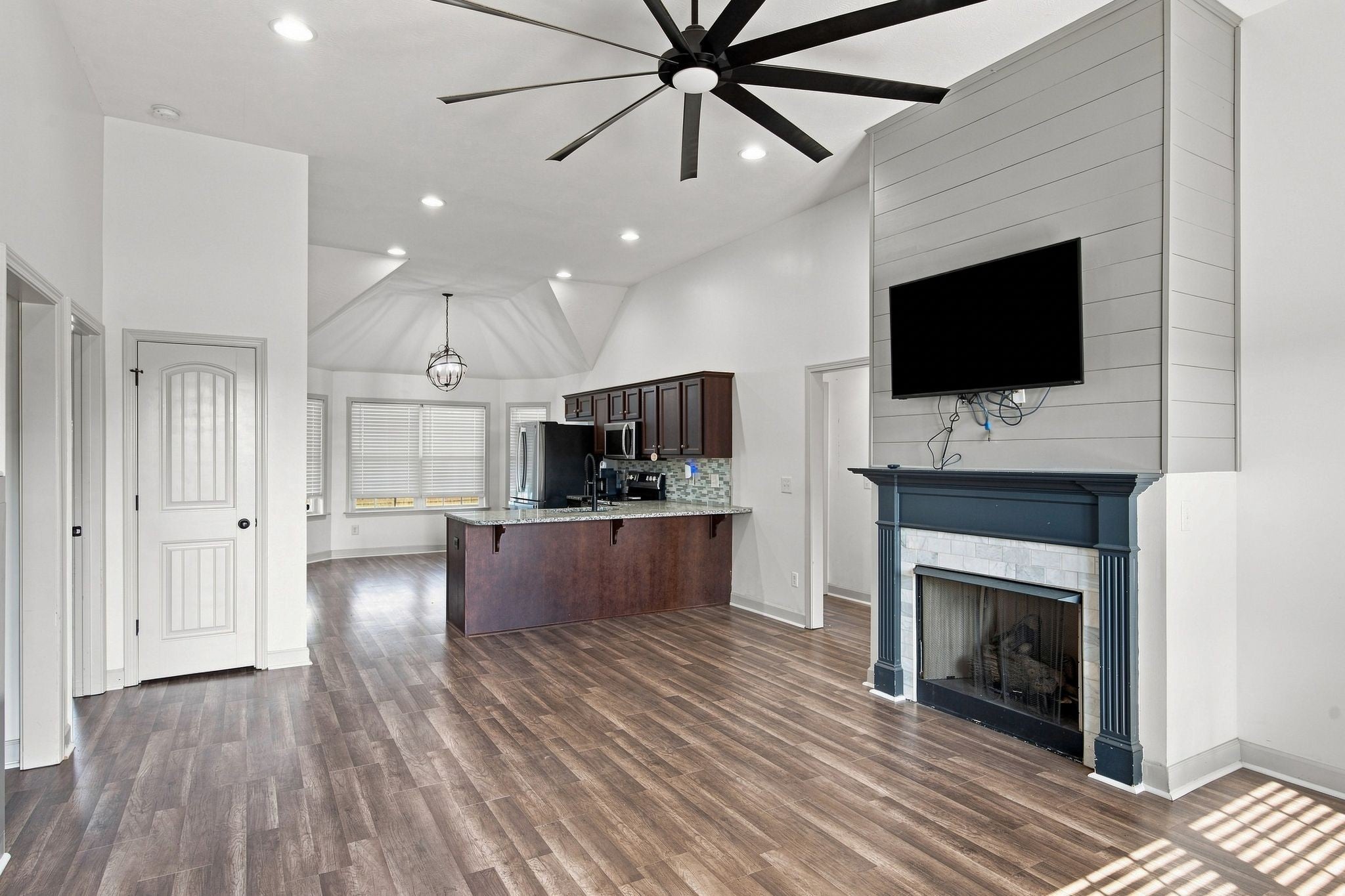 7919 Natahna Ct