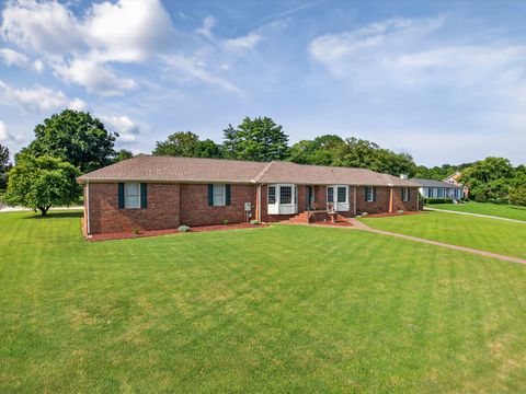 813 Manor Dr Fayetteville TN 37334