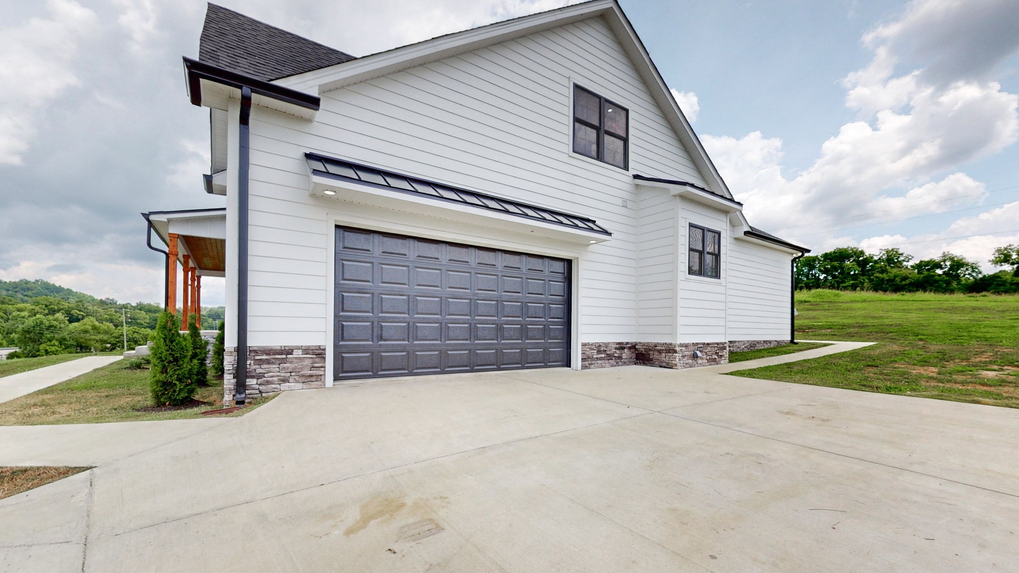 8301 Hartsville Pike
