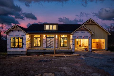 649 Snowy Meadow Lane Soddy Daisy TN 37379