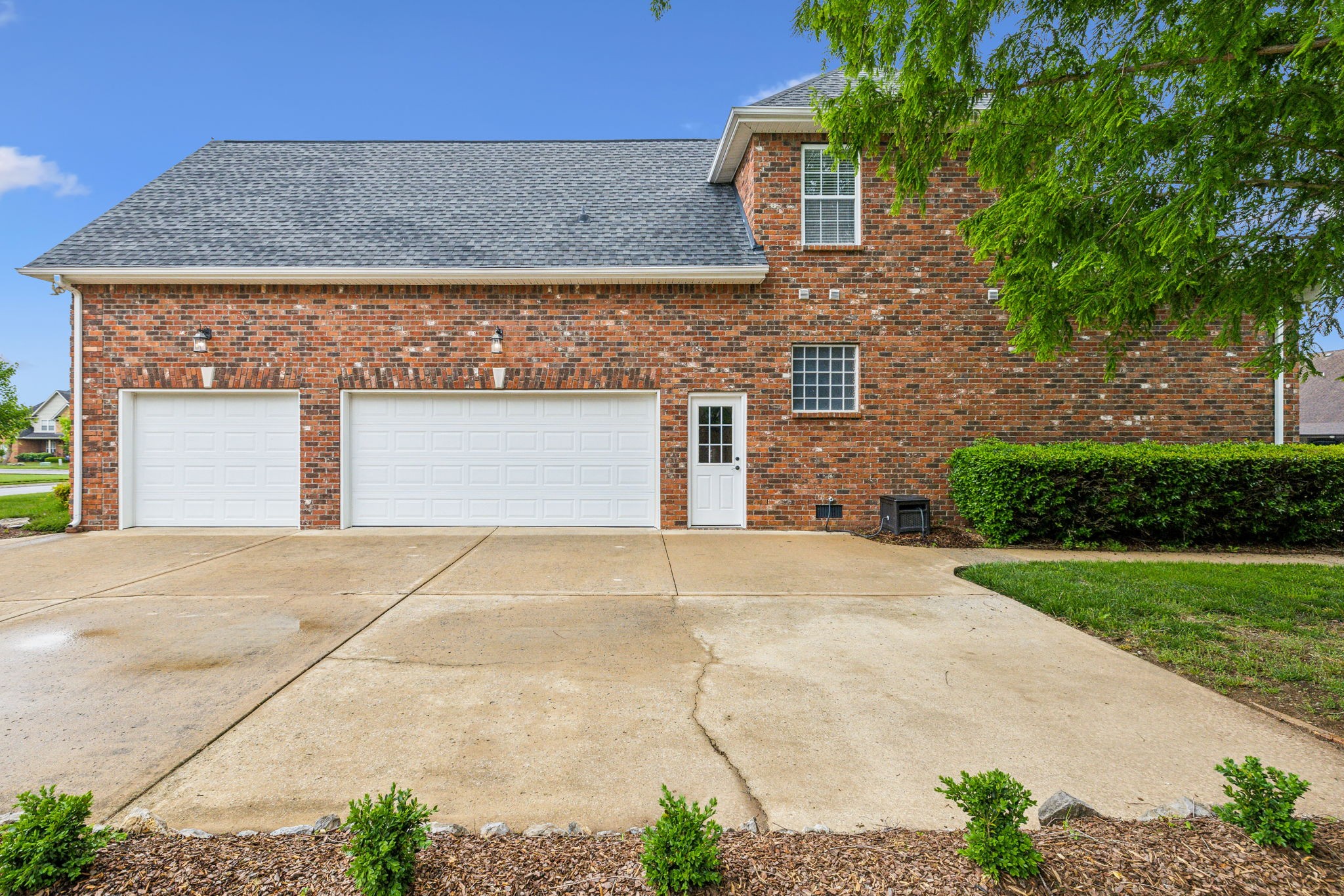 1015 Kingman Ave