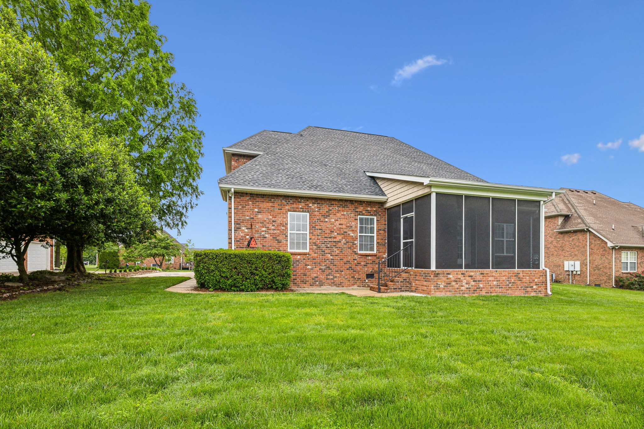 1015 Kingman Ave