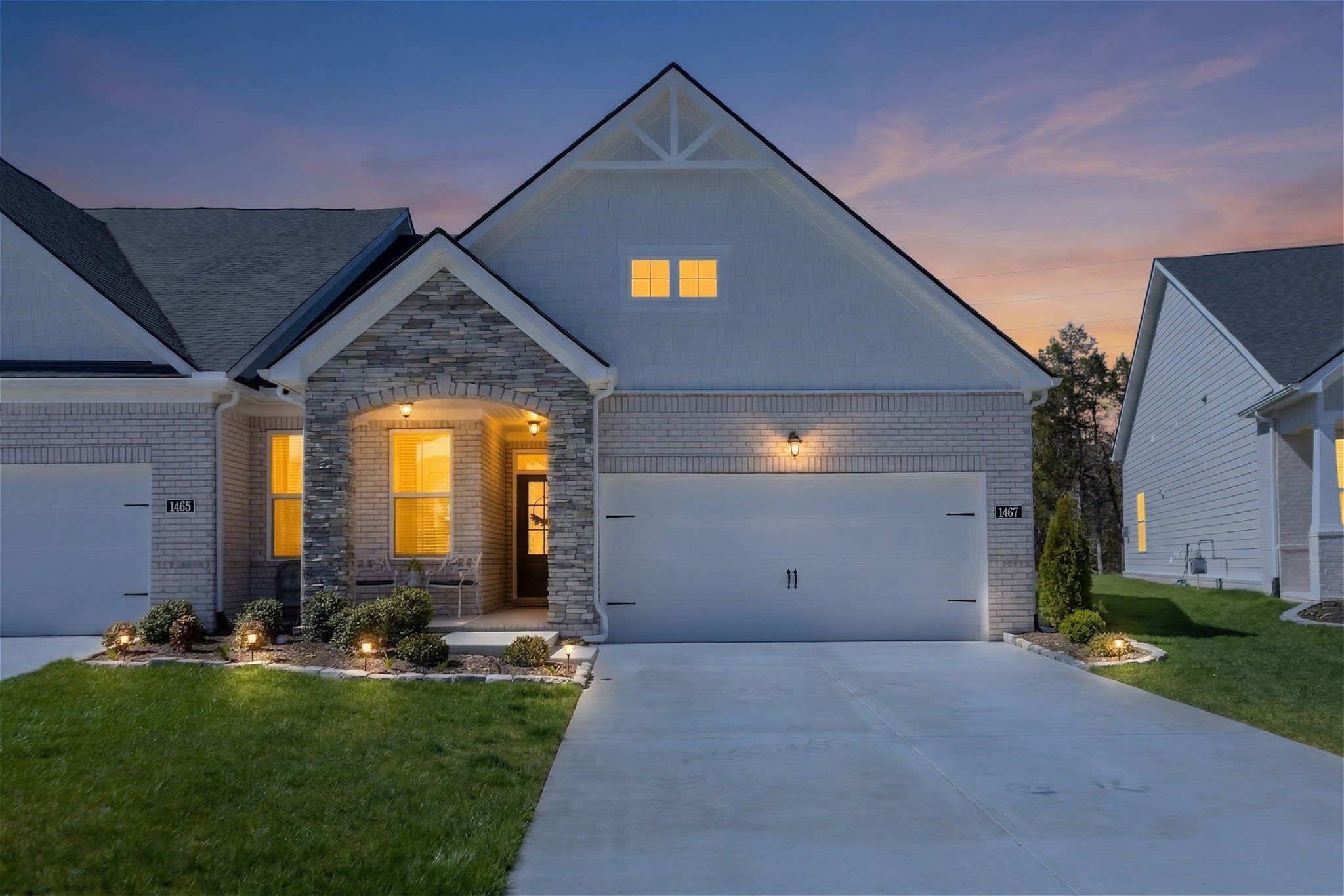 1467 Autumn Leaf Ln