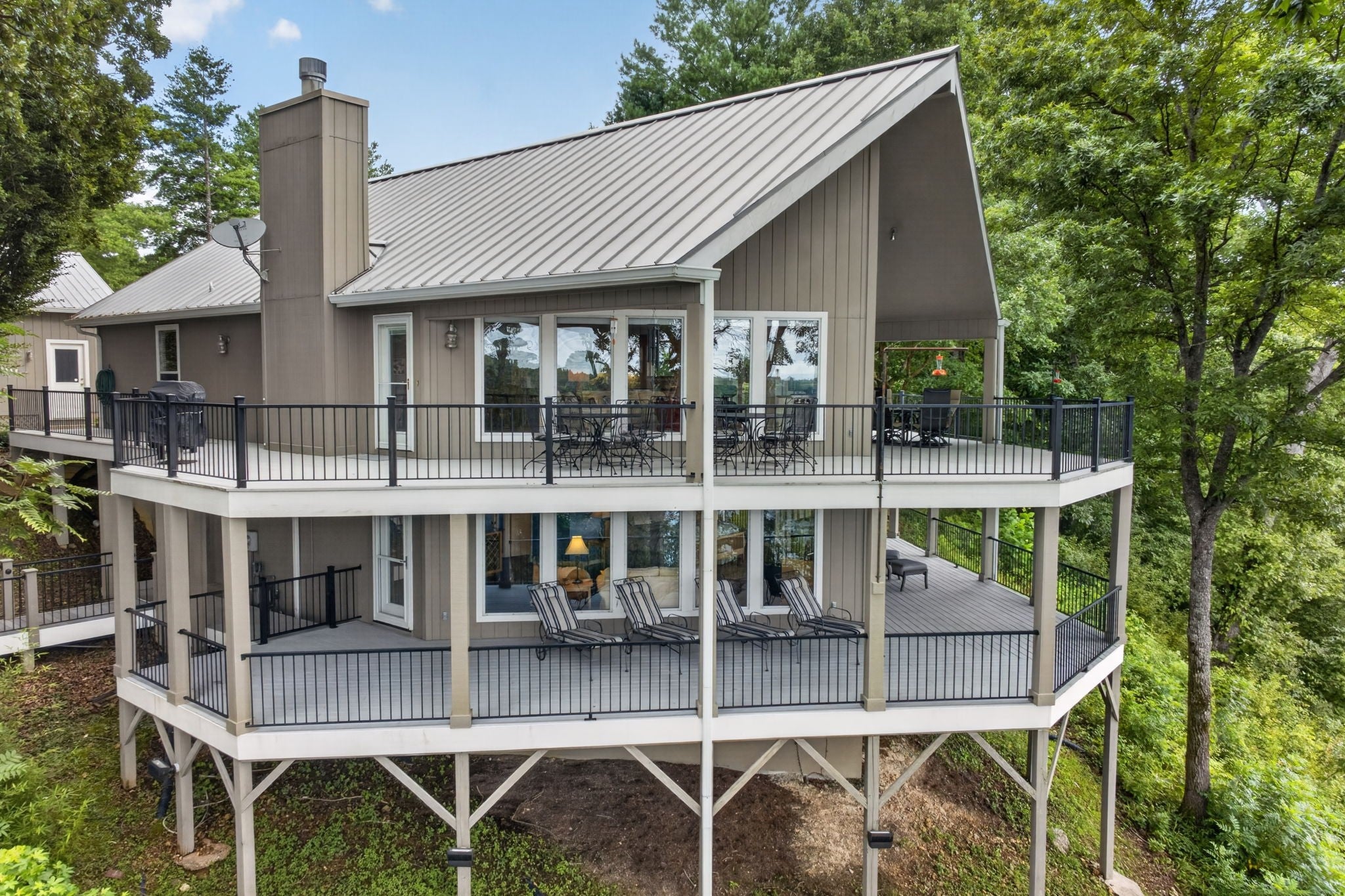 214 Fish Hook Dr