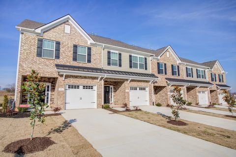 Photo of 301 Ellesmere Court, Spring Hill, TN 37174 (MLS # 3152382)