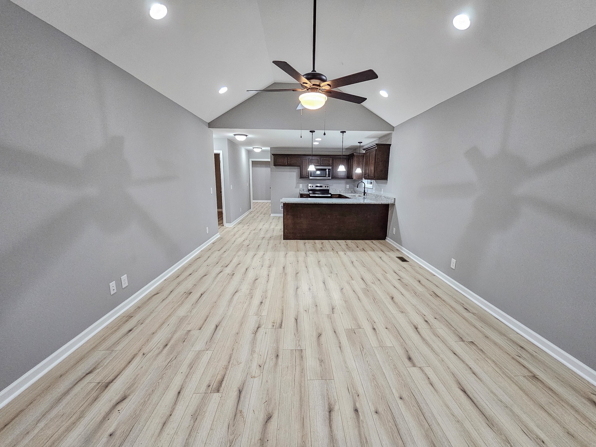 908 Shelbyview Dr