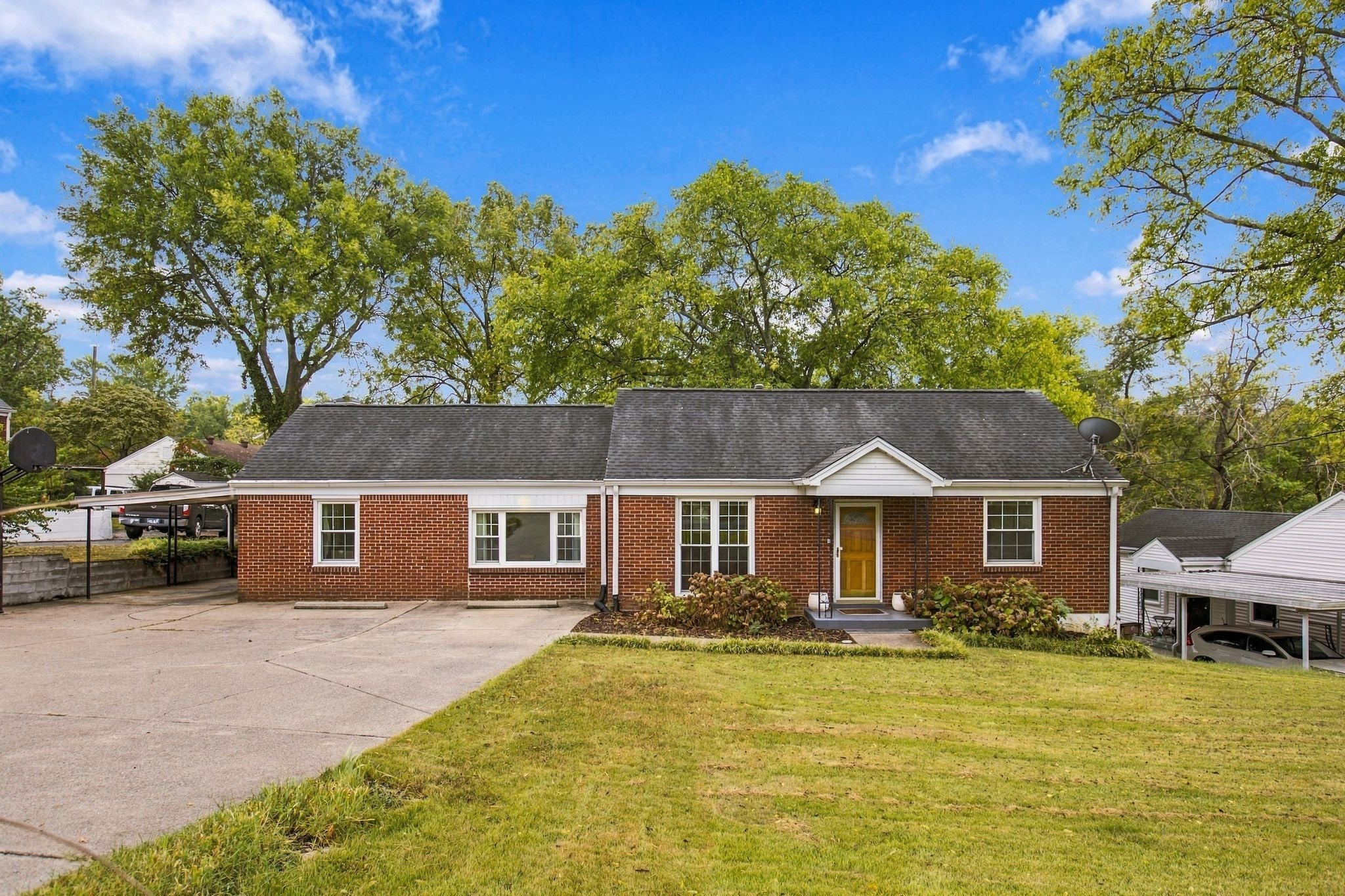 2235 Aubrey Ct