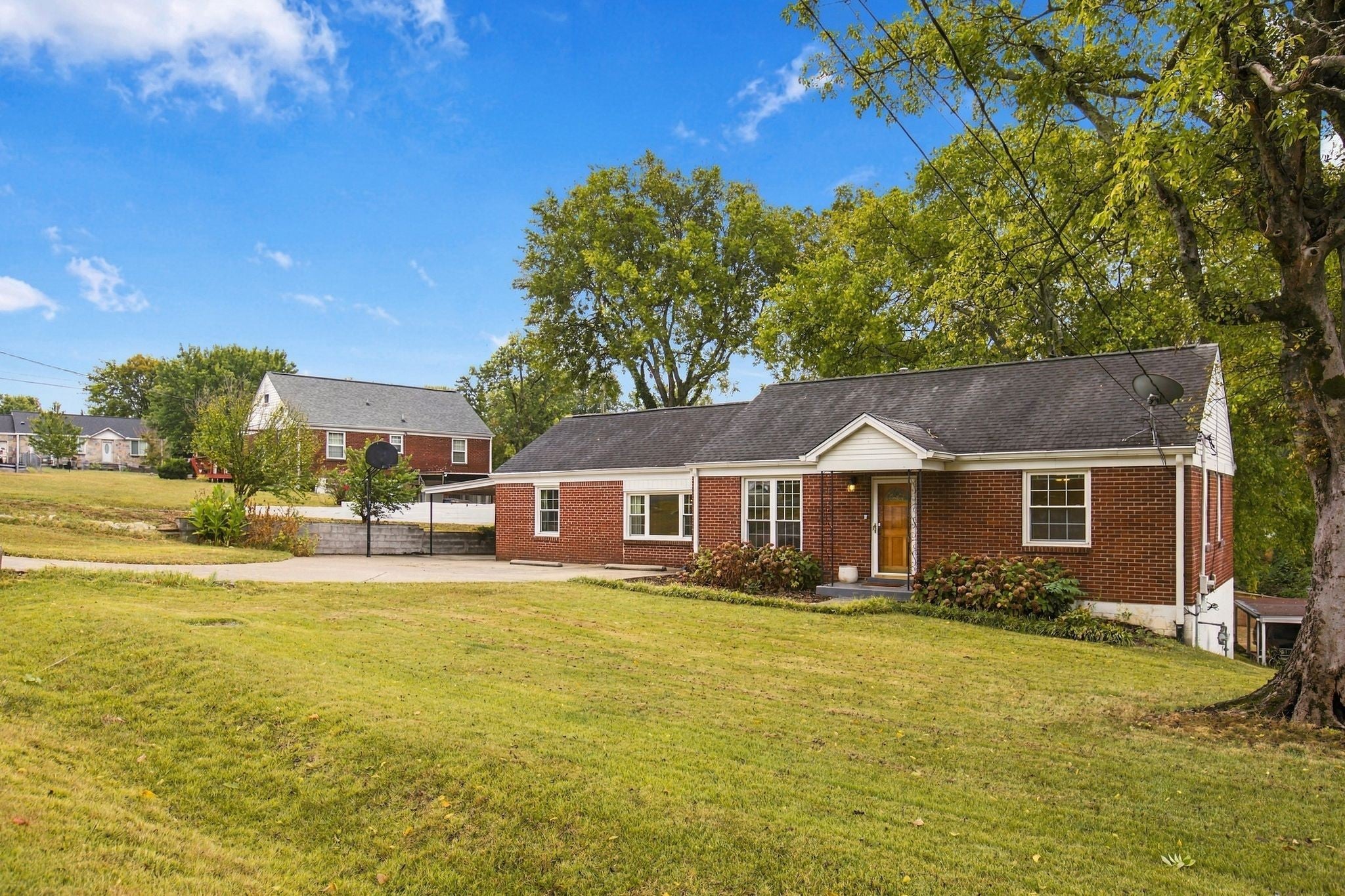 2235 Aubrey Ct