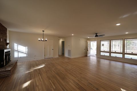 4392 Ashland City Rd, Clarksville, TN 37043 - MLS#: 2761051
