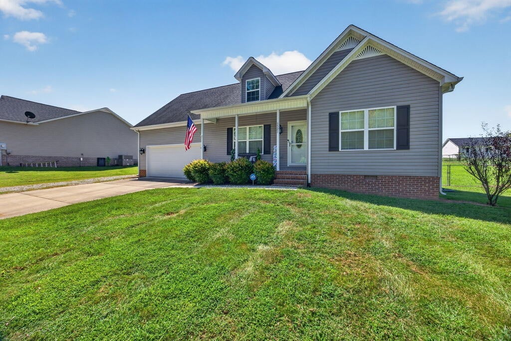 1521 Bay View Dr