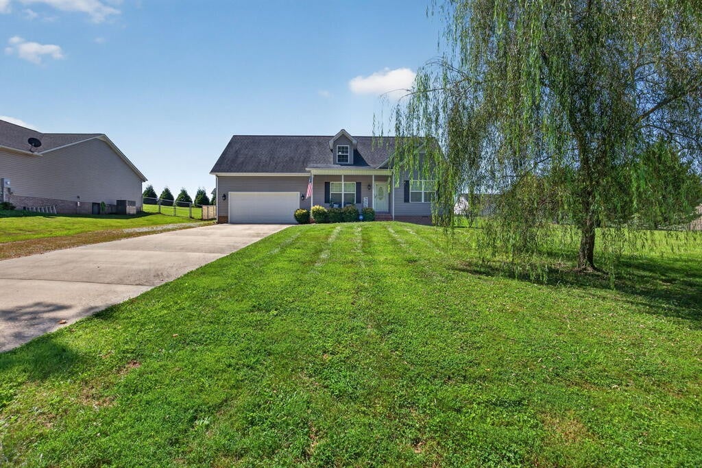 1521 Bay View Dr