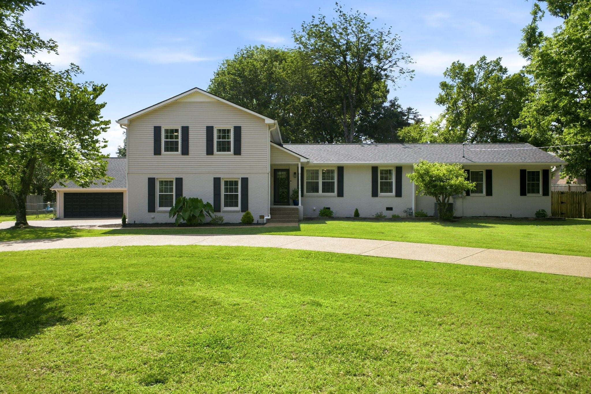 6544 Redmond Ln