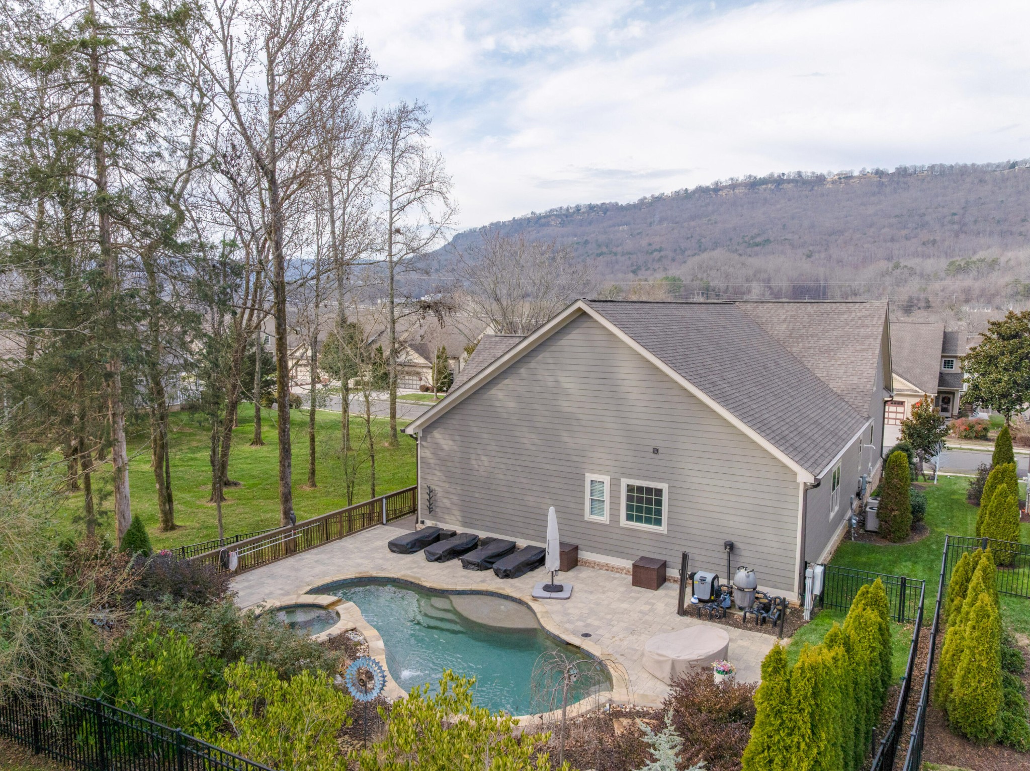 1150 Saddlebrook Drive 195