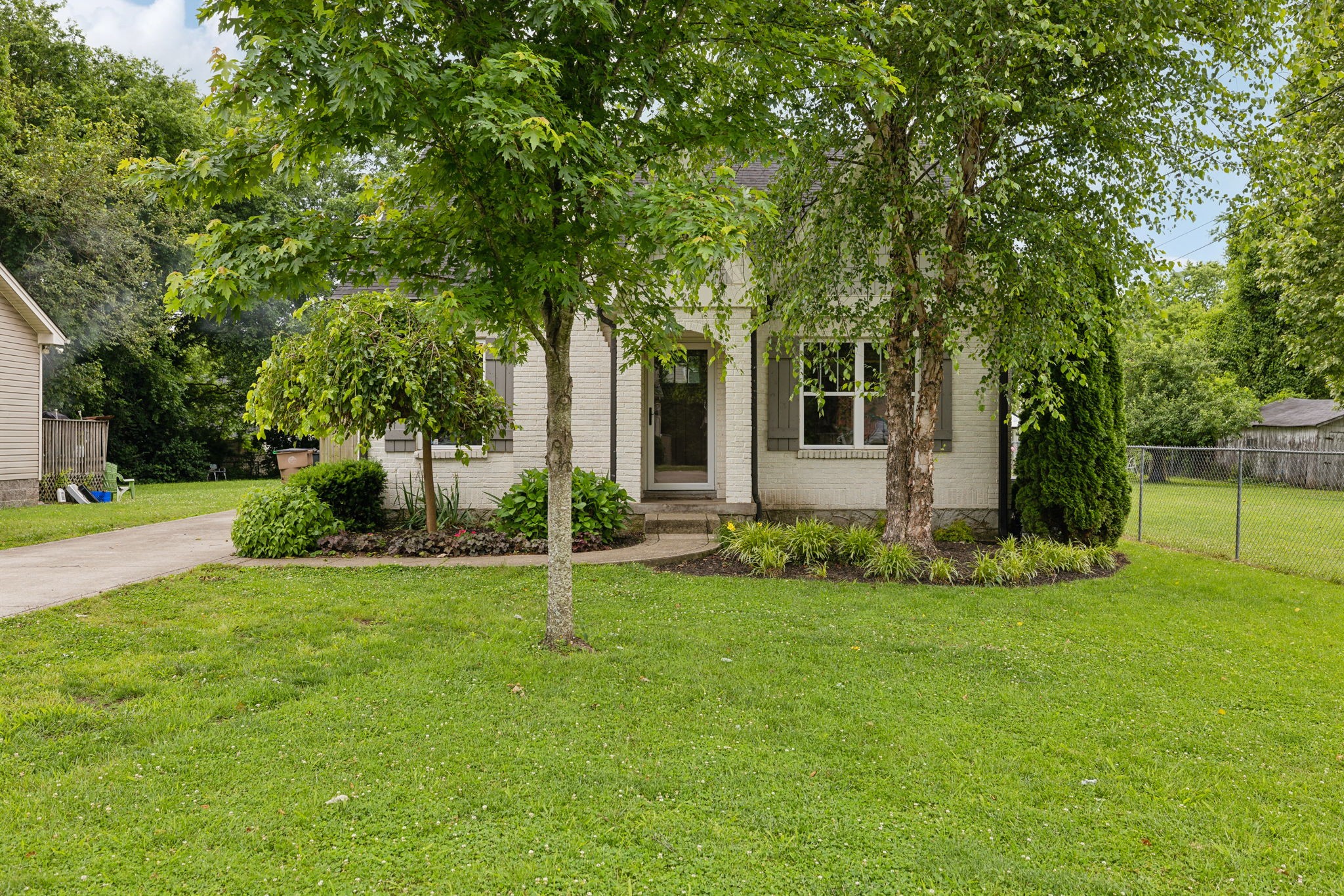 928 Cahal Ave