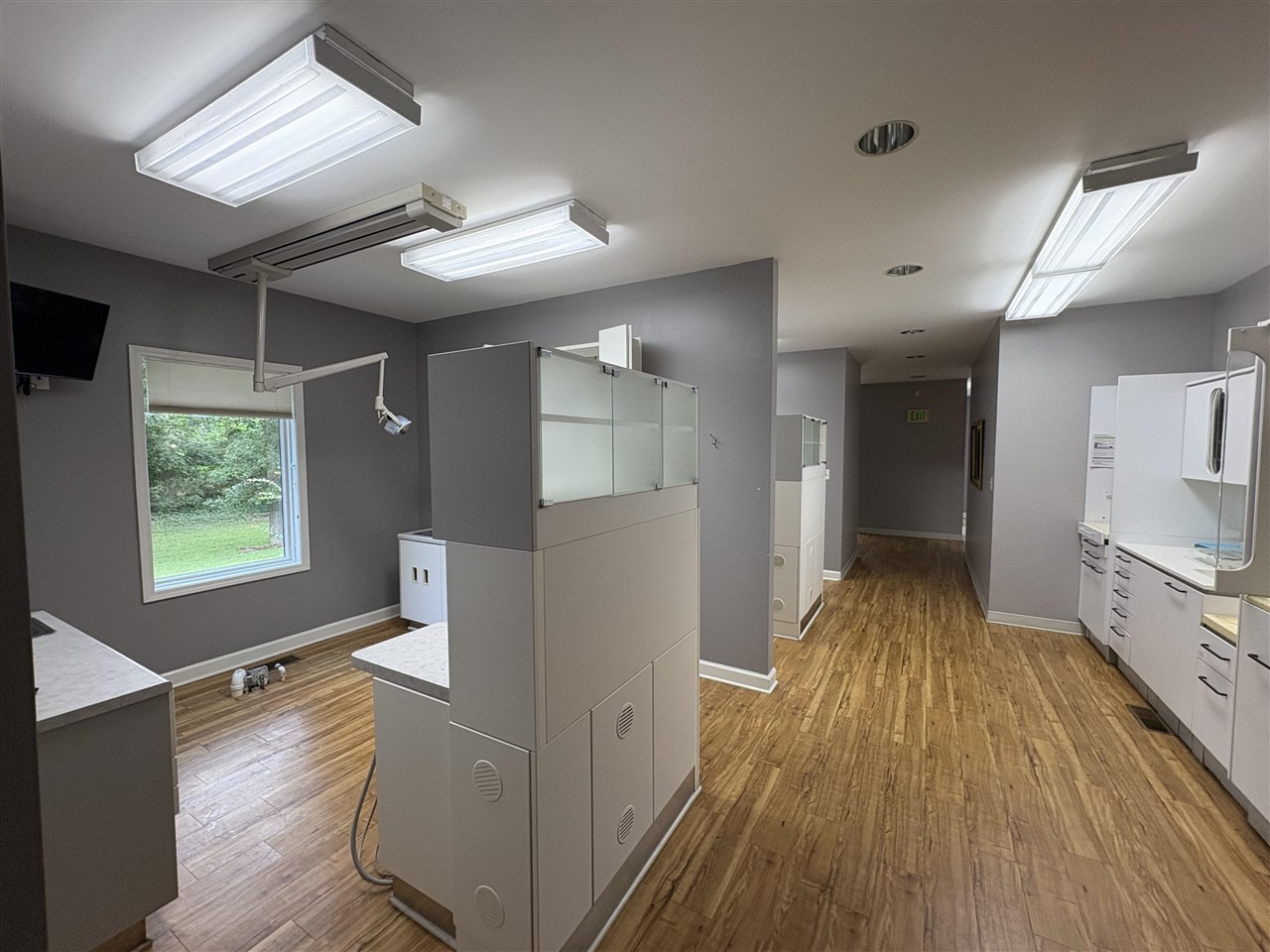 201 Pleasant Valley Rd